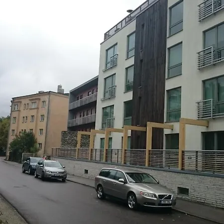 Citycenter Kollane Apartamento Tallin